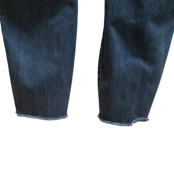 Torrid Jeans Womens Size 16 Mid Rise Tappered Leg Raw Hem Denim - Picture 4 of 10